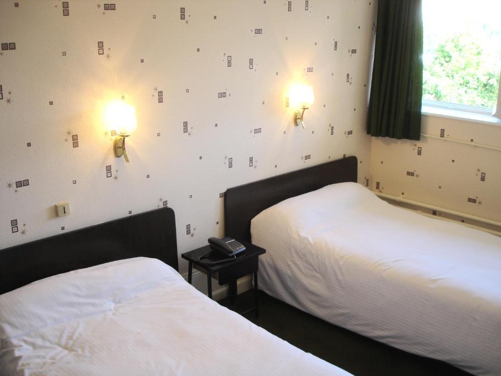 Montbéliard Hotel De France חדר תמונה