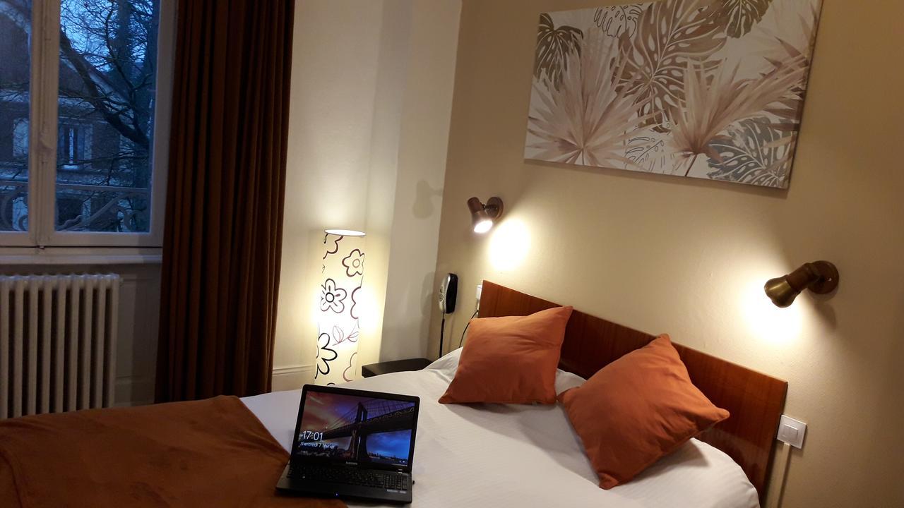 Montbéliard Hotel De France מראה חיצוני תמונה